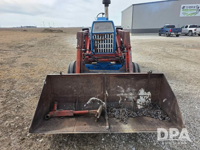 Image of Ford 8000 equipment image 1