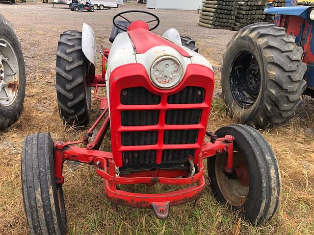 Image of Ford 801 equipment image 3