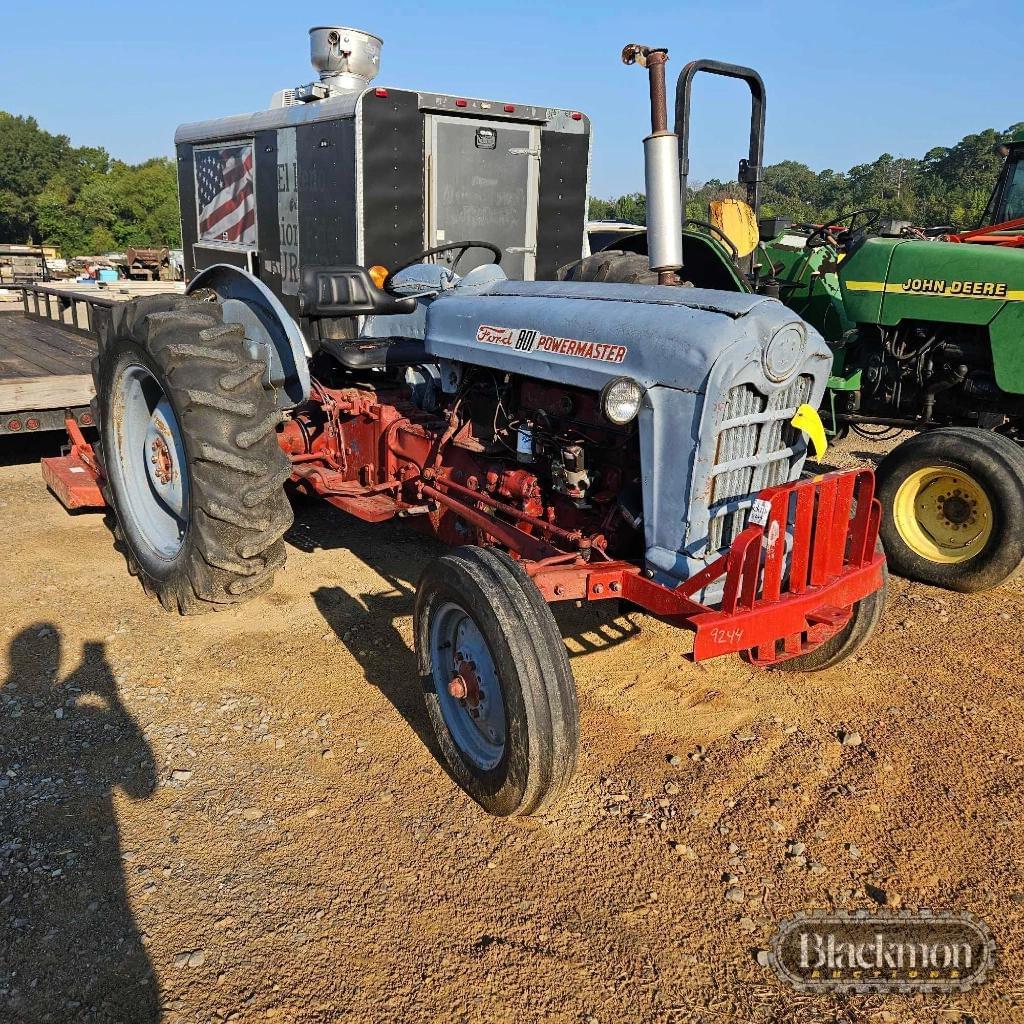 Image of Ford 801 Primary image
