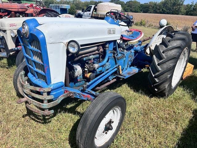 Main image Ford 801
