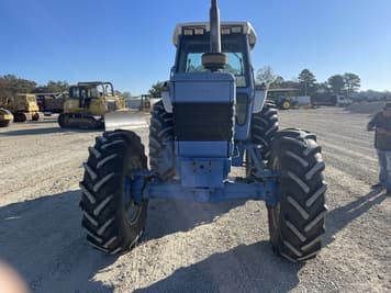 Main image Ford 8210