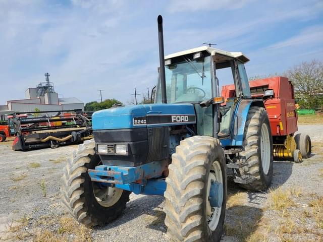 Image of Ford 8240 equipment image 2