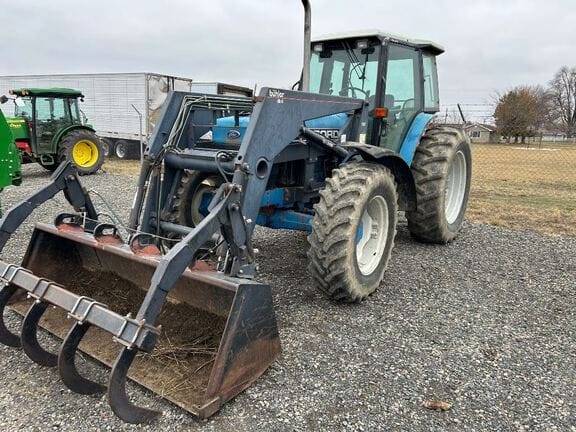 Main image Ford 8340