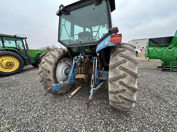 Image of Ford 8340 equipment image 2