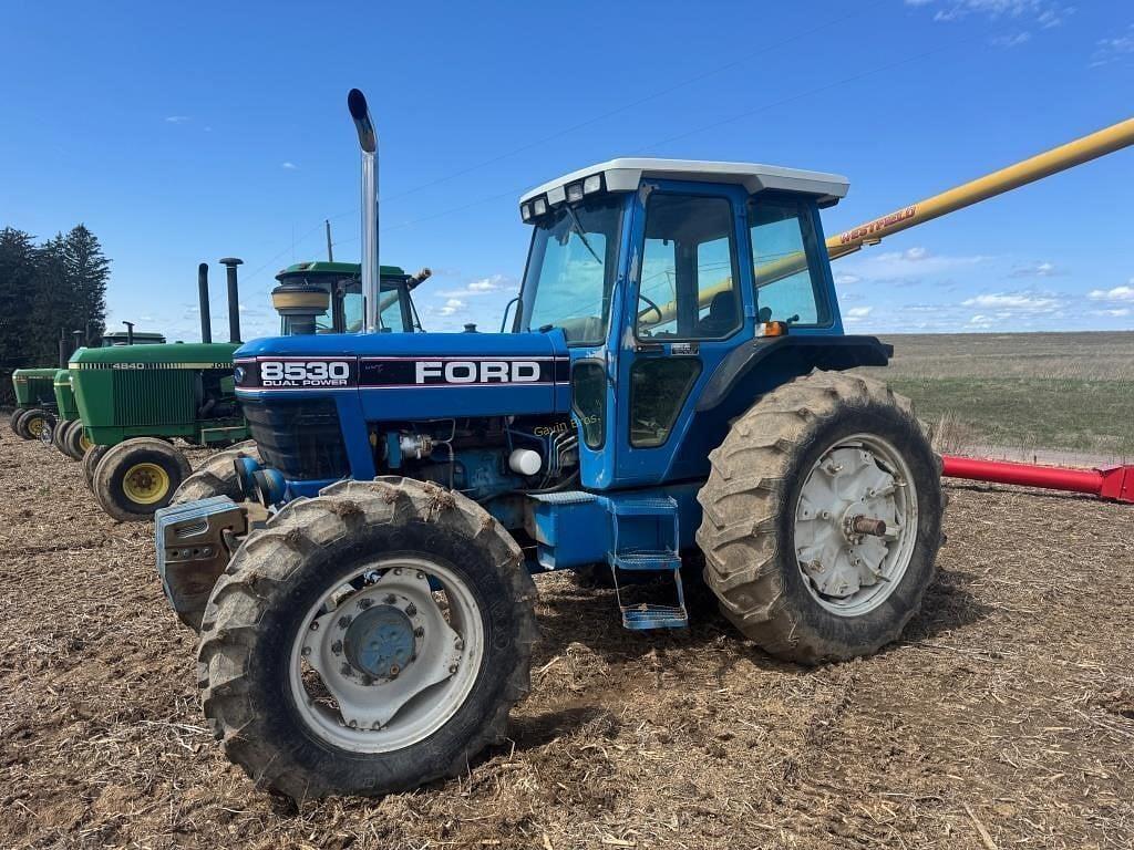 Image of Ford 8530 Primary image