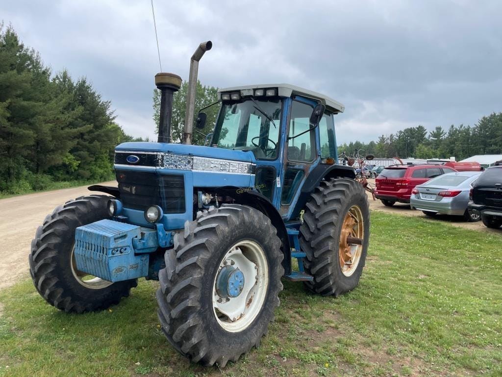 Main image Ford 8530
