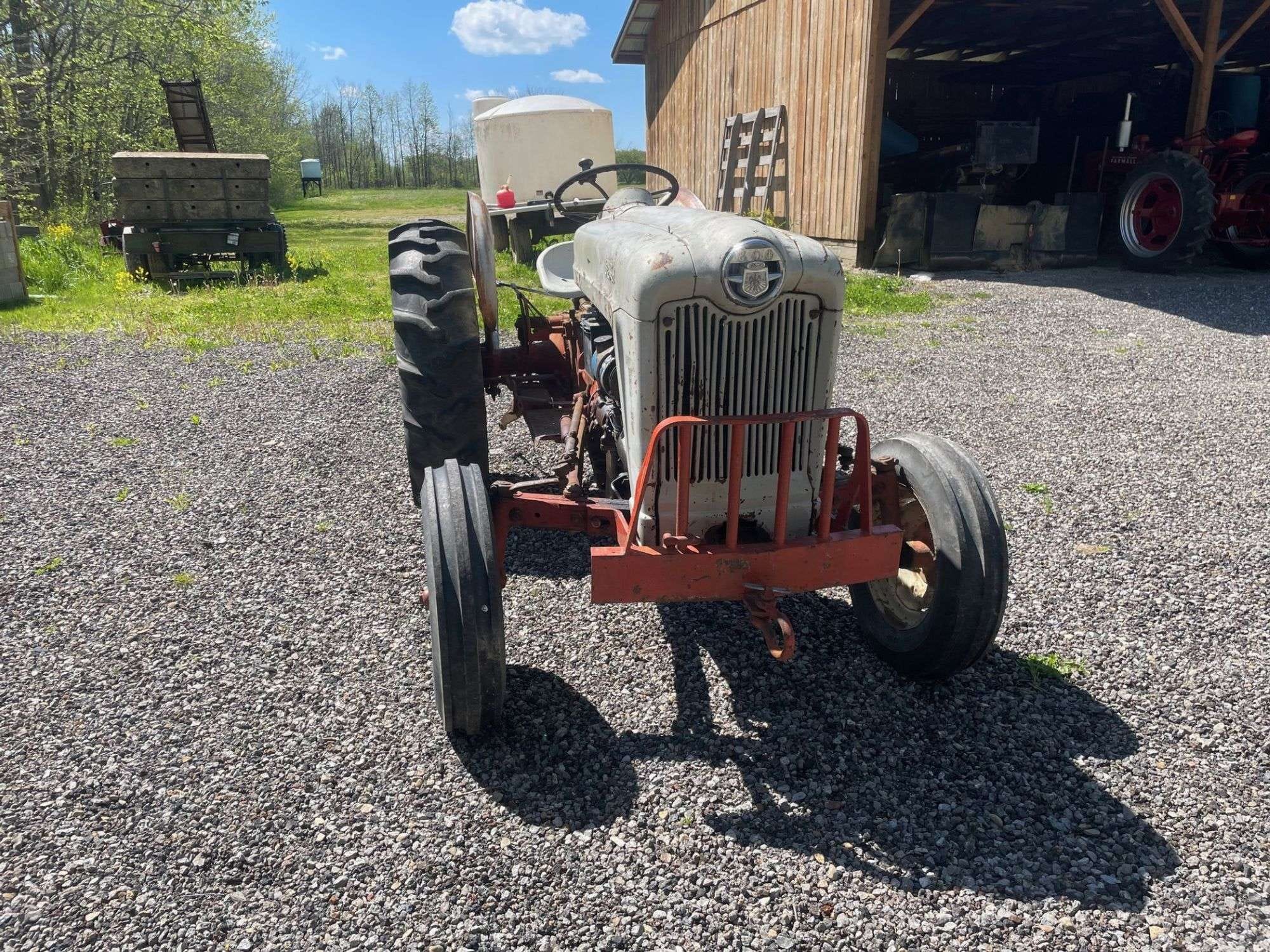 Ford 860 Equipment Image0