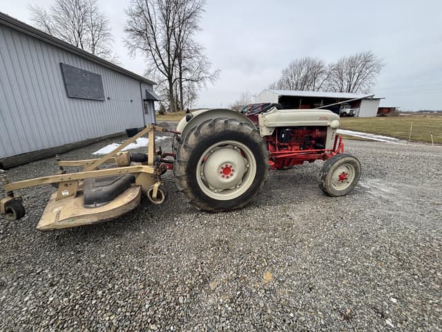 Image of Ford 860 equipment image 1