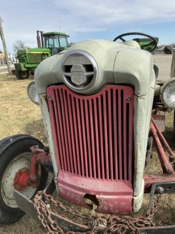 Image of Ford 860 equipment image 4