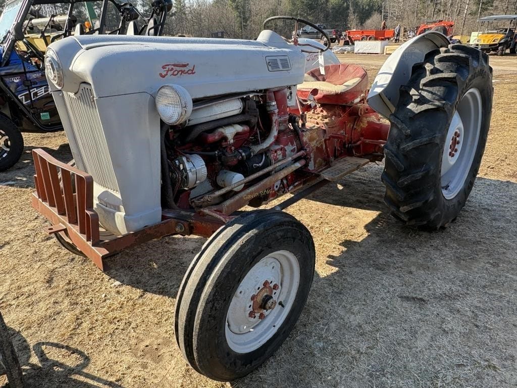 Ford 860 Equipment Image0
