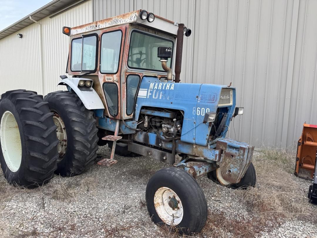 Image of Ford 8600 Primary image