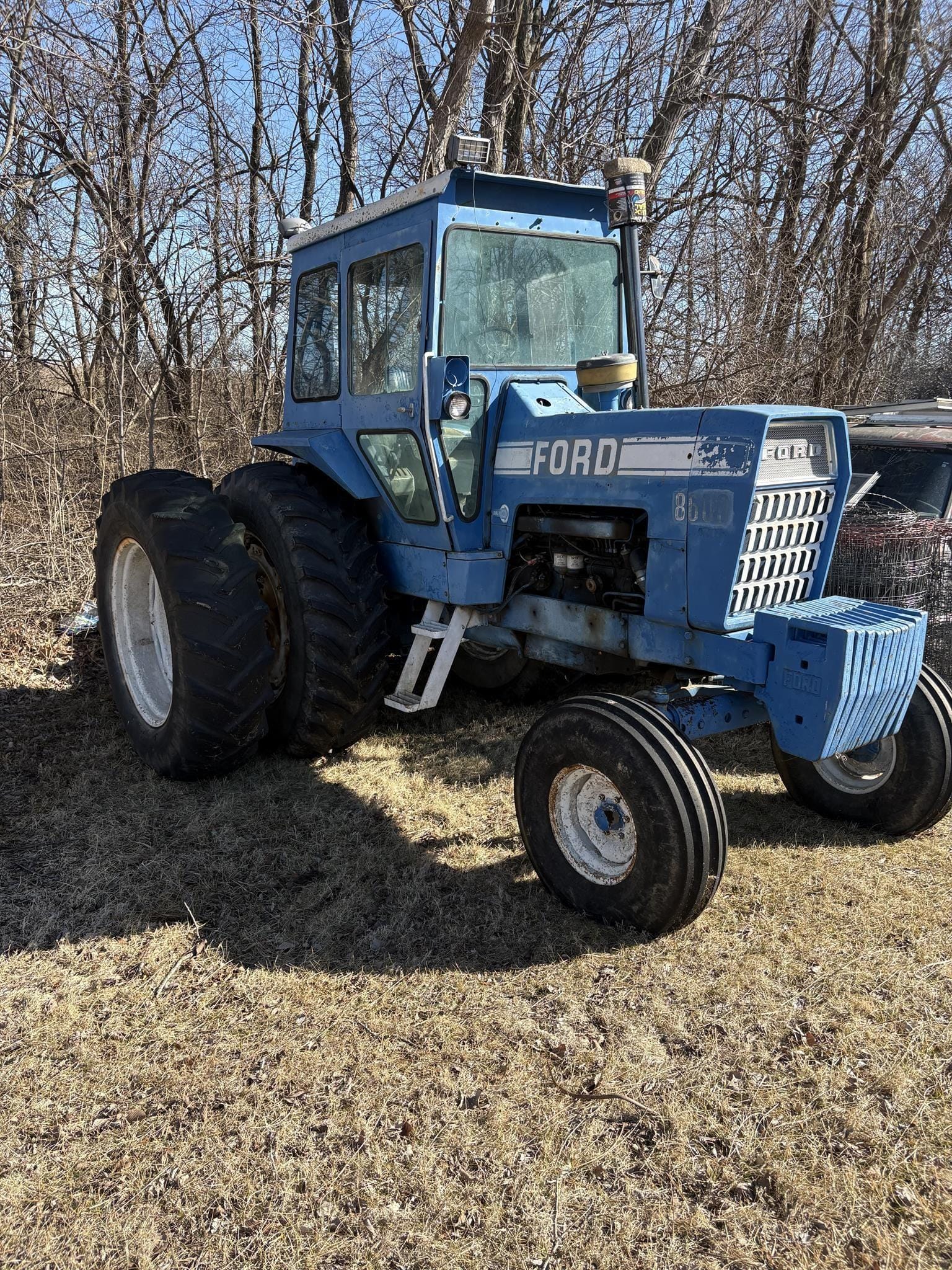 Ford 8600 Equipment Image0