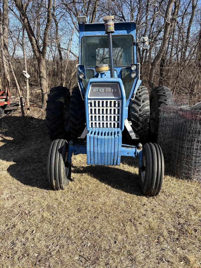 Image of Ford 8600 equipment image 3