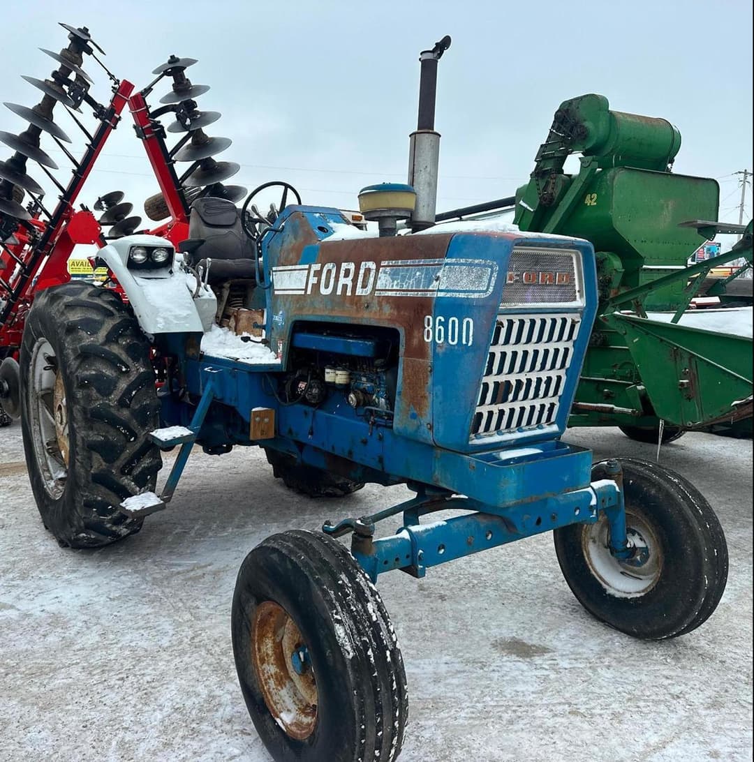 Image of Ford 8600 Primary image