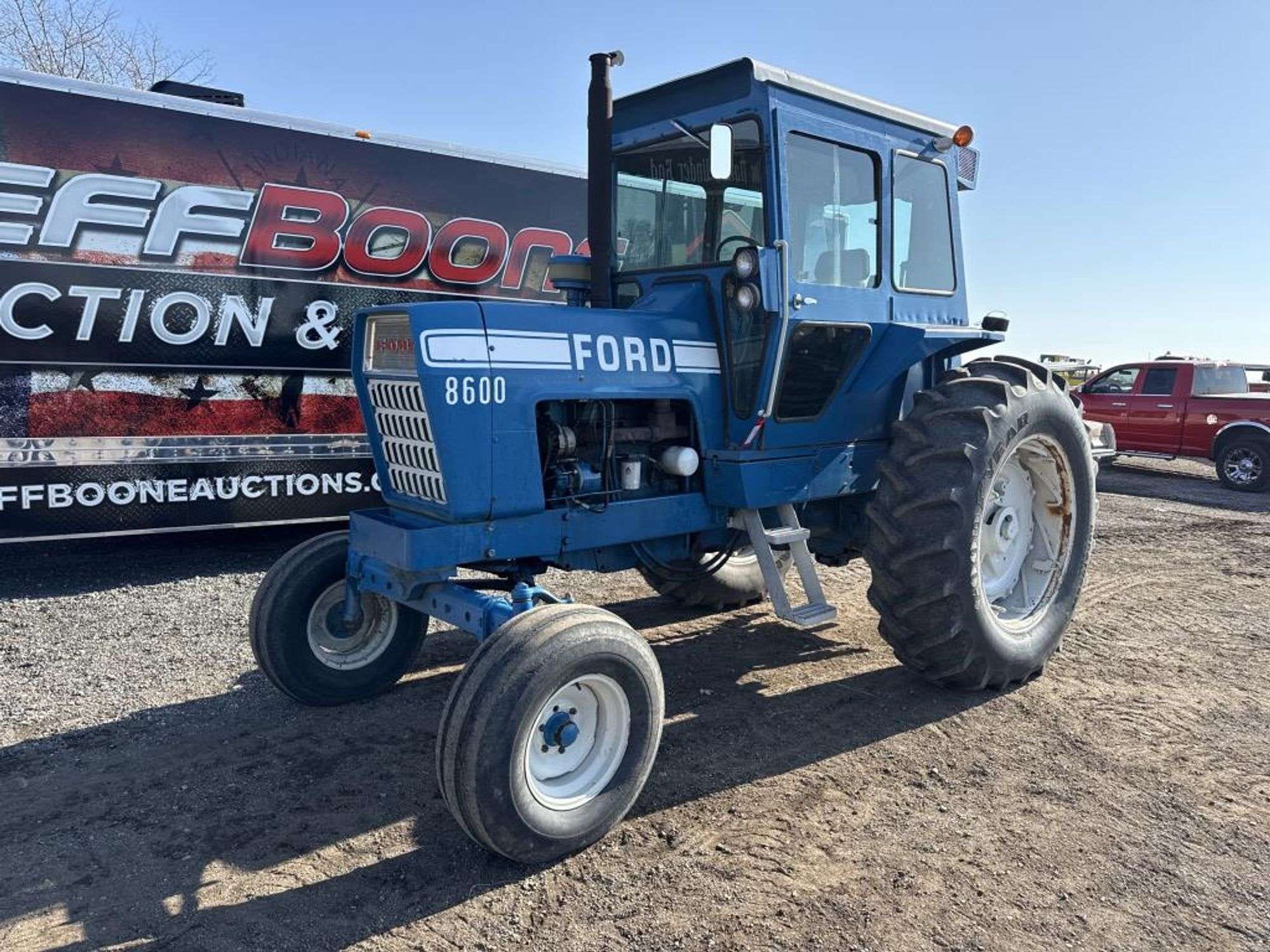 Ford 8600 Image