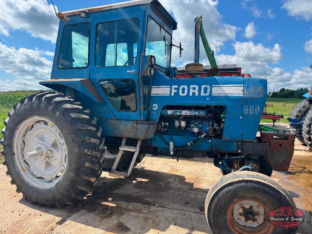 Image of Ford 8600 Primary image