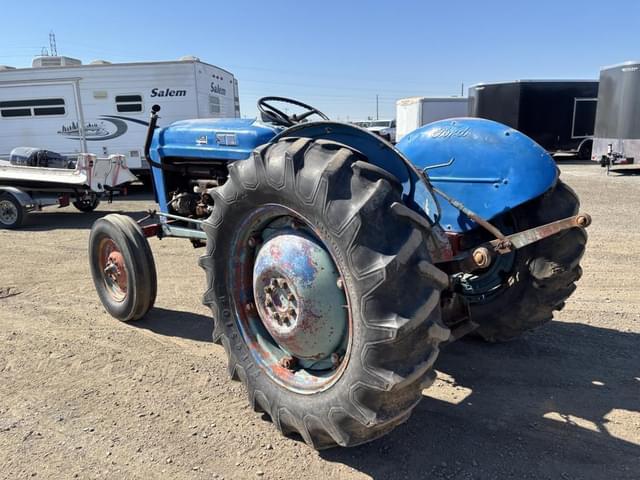 Image of Ford 861 equipment image 3