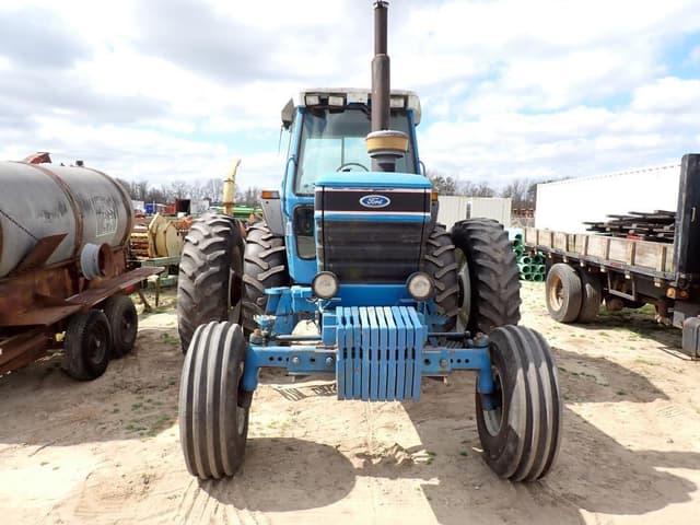 Image of Ford 8630 equipment image 1
