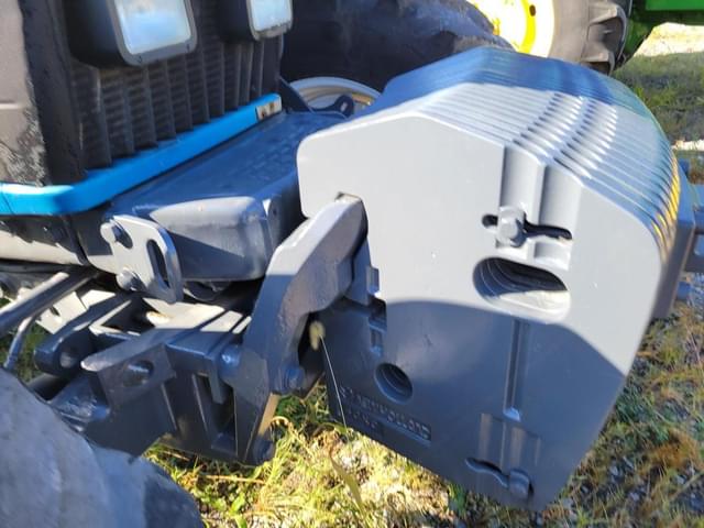 Image of Ford 8670 equipment image 3