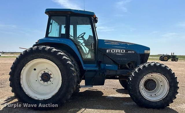 Image of New Holland 8670 equipment image 3