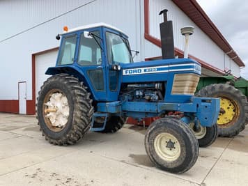 Main image Ford 8700