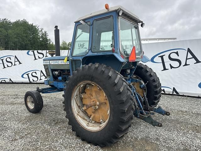 Image of Ford 8700 equipment image 2
