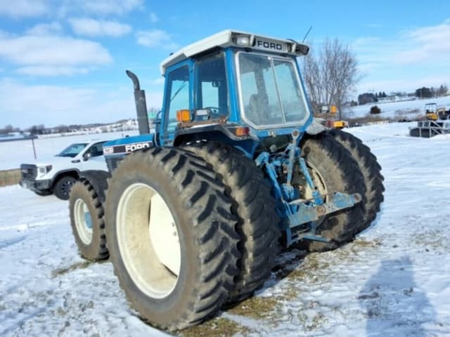 Image of Ford 8730 equipment image 2