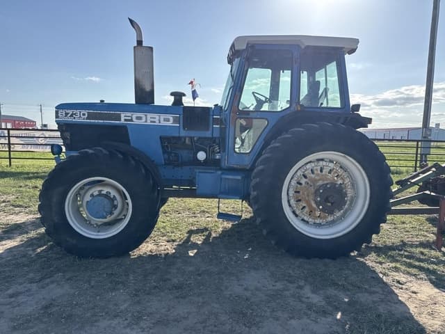 Image of Ford 8730 equipment image 1