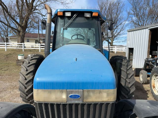 Image of New Holland 8770 equipment image 4