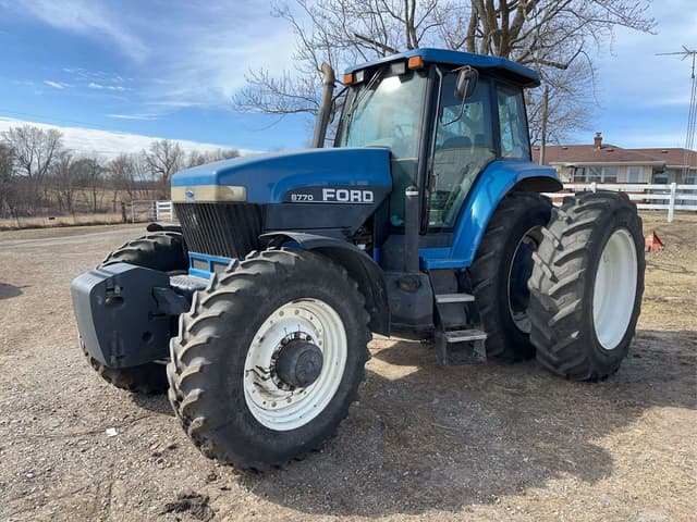 Image of New Holland 8770 equipment image 1