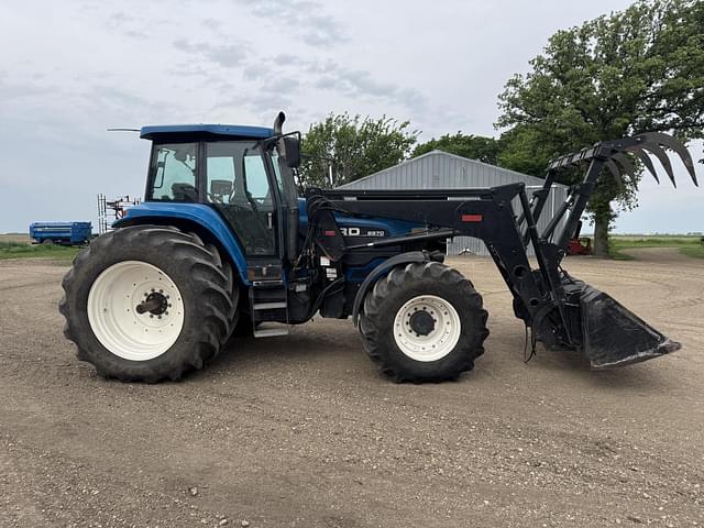 Image of New Holland 8970 equipment image 1