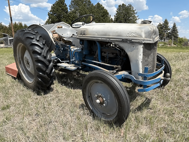 Image of Ford 8N Image 1