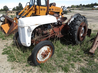 Ford 8N Equipment Image0