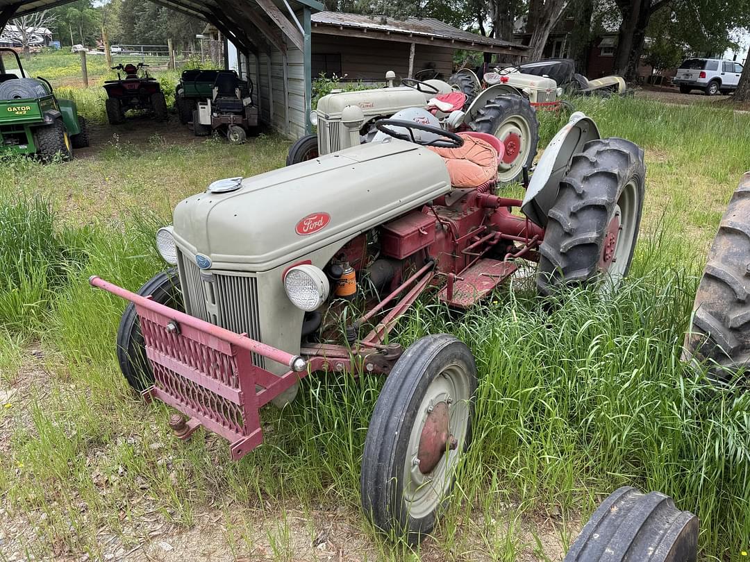 Image of Ford 8N Image 1