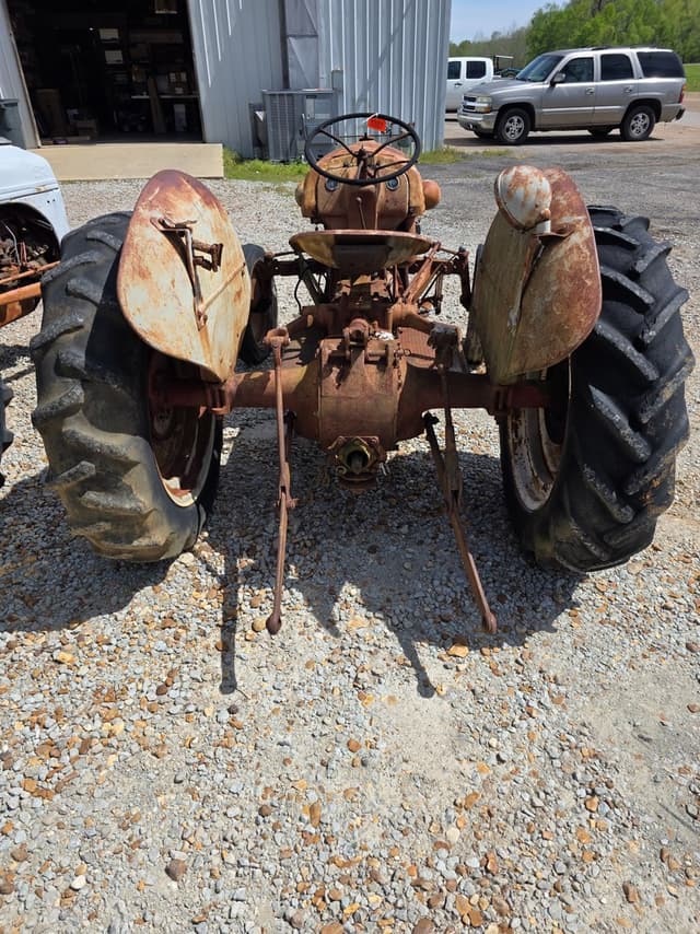 Image of Ford 8N equipment image 4