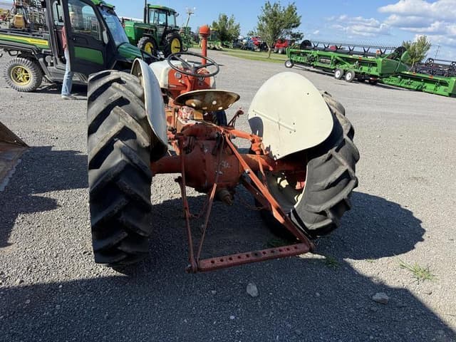 Image of Ford 8N equipment image 2