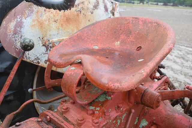 Image of Ford 8N equipment image 4