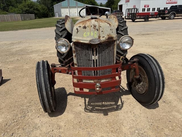 Image of Ford 8N equipment image 1