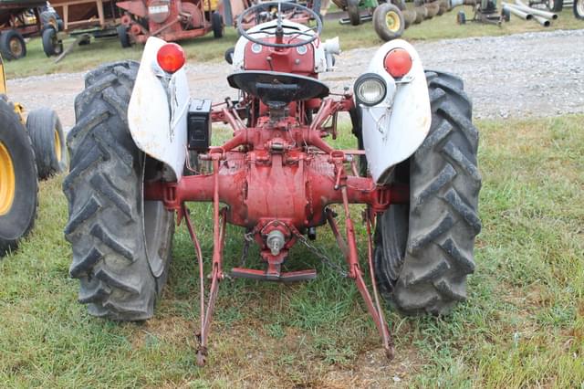 Image of Ford 8N equipment image 3