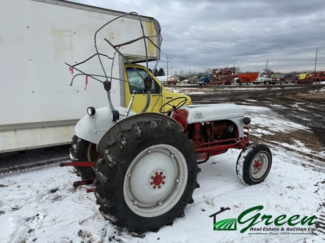 Image of Ford 8N equipment image 3