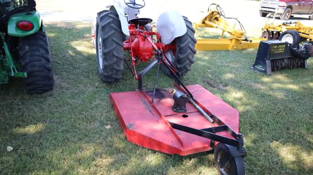 Image of Ford 8N equipment image 3