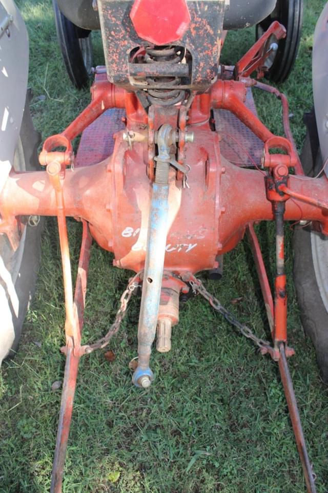 Image of Ford 8N equipment image 4