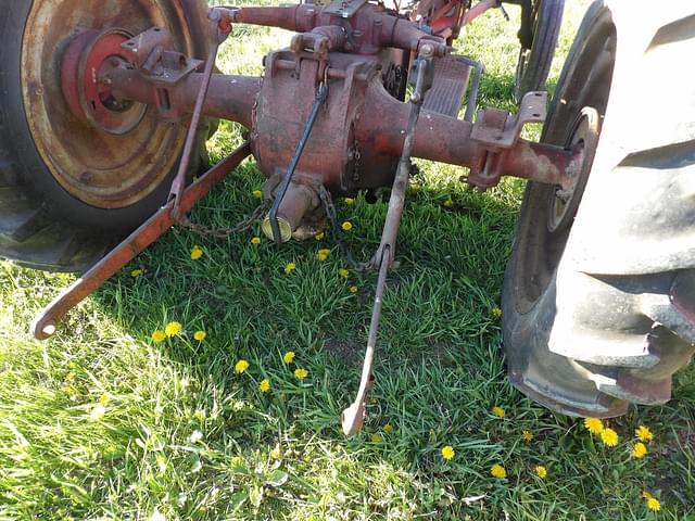 Image of Ford 8N equipment image 3