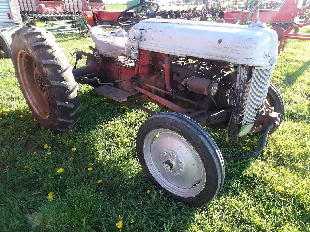 Image of Ford 8N Primary image