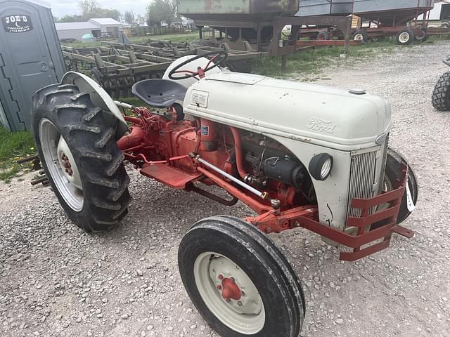 Image of Ford 8N equipment image 1