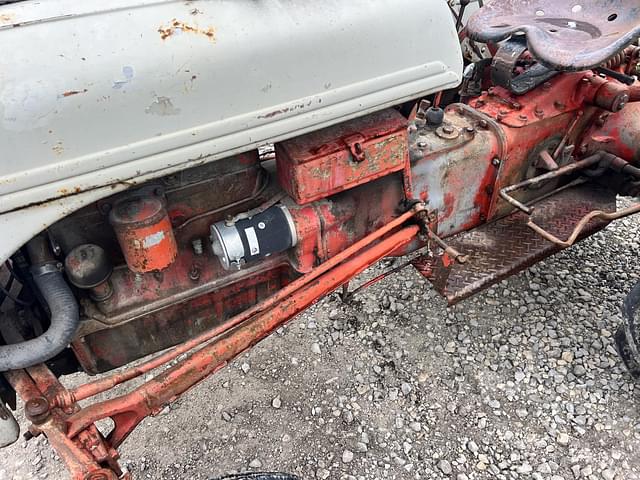 Image of Ford 8N equipment image 3