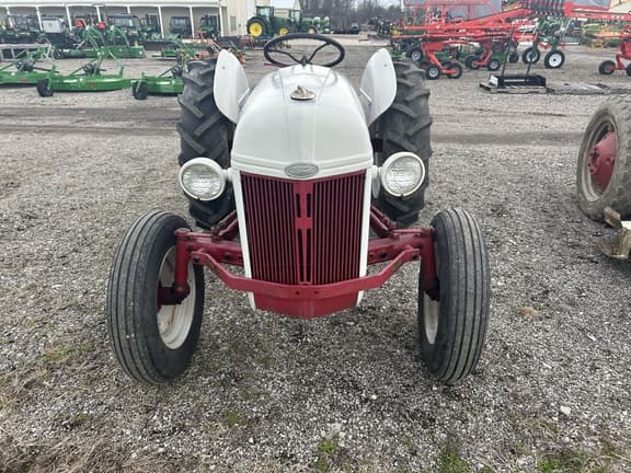 Image of Ford 8N equipment image 3