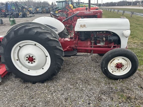 Image of Ford 8N equipment image 4