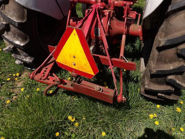 Image of Ford 8N equipment image 3