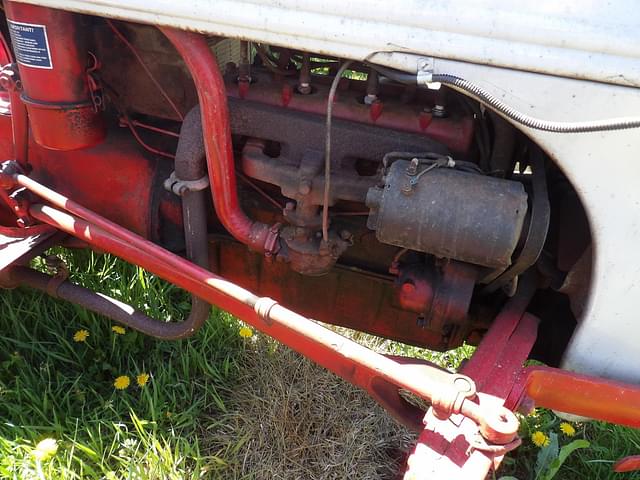 Image of Ford 8N equipment image 1